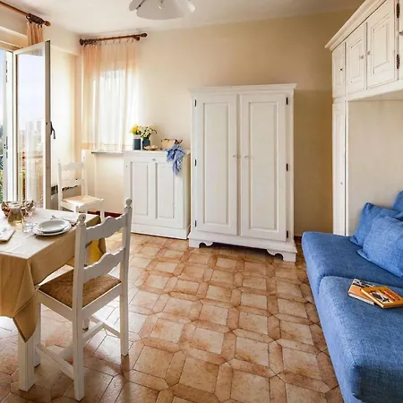 Apartment Il Borgo Della Rovere San Bartolomeo Al Mare Ili011004 Cyc *