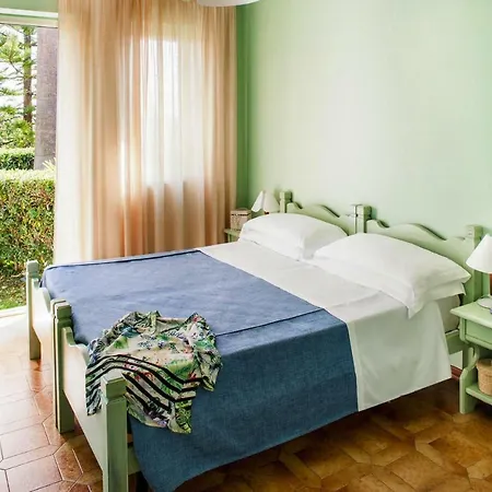 Il Borgo Della Rovere San Bartolomeo Al Mare Ili011004 Cyc